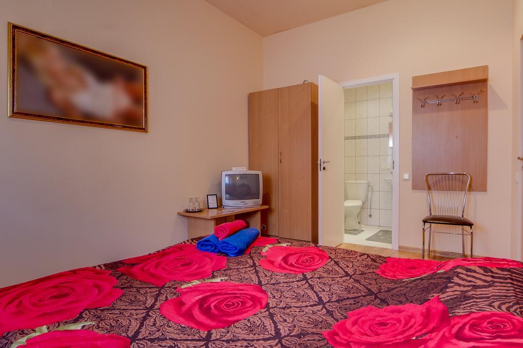 Hapi Hotel Jurmala Ngoại thất bức ảnh